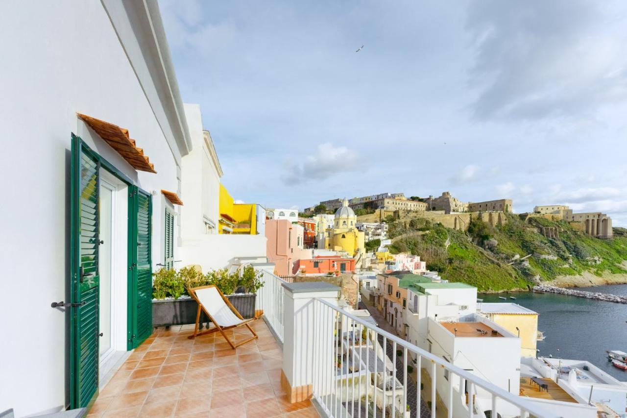 Torretta Corricella- Punta Pizzaco Apartment Procida Exterior photo