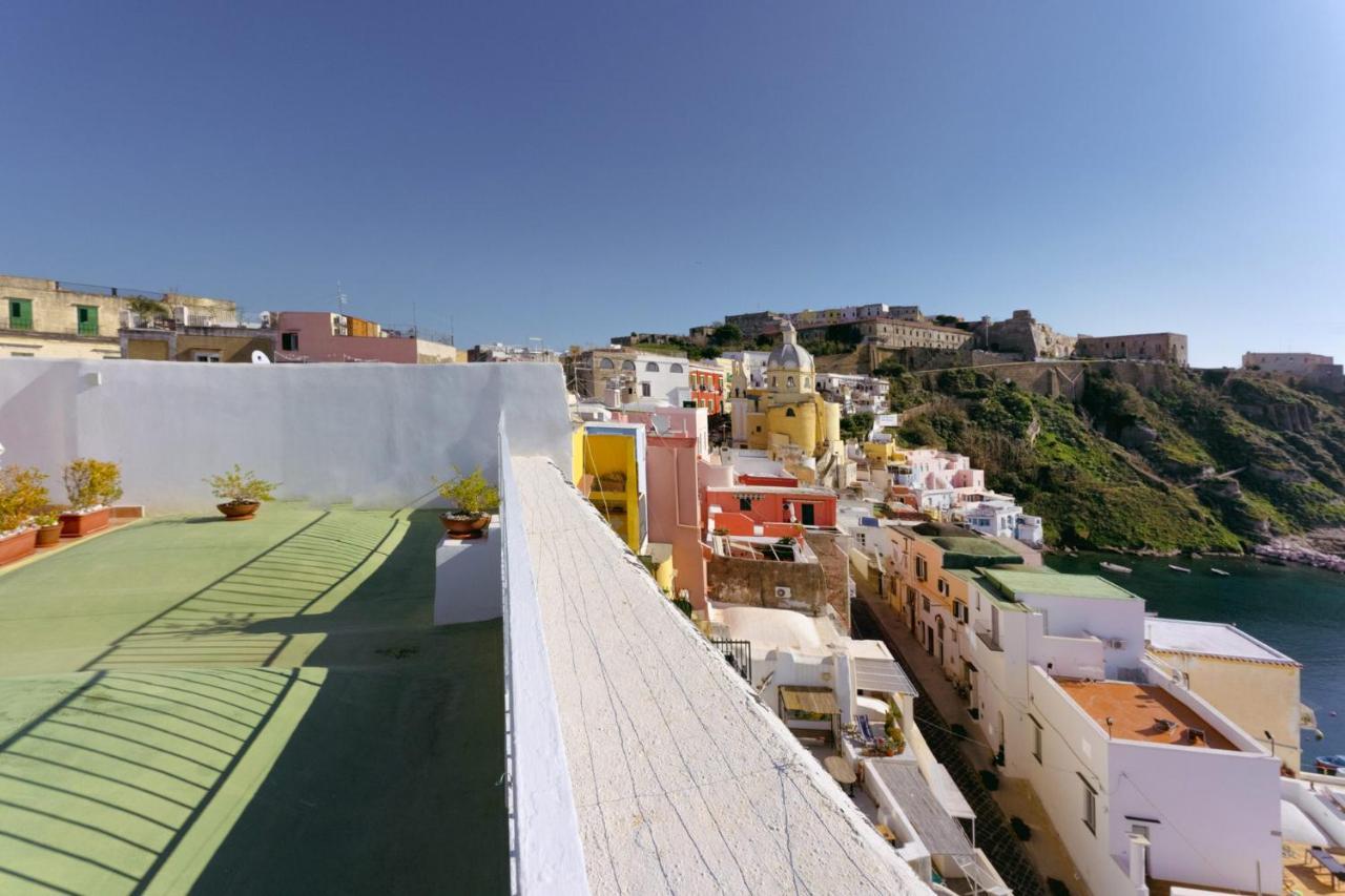 Torretta Corricella- Punta Pizzaco Apartment Procida Exterior photo